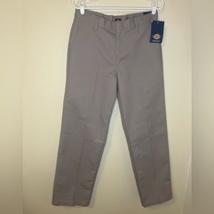 NWT 30 x 30 Dickies Classic Fit Straight Leg